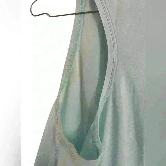 Lululemon All Tied Up Tank Frosty FLAWED - Picture 5 of 7